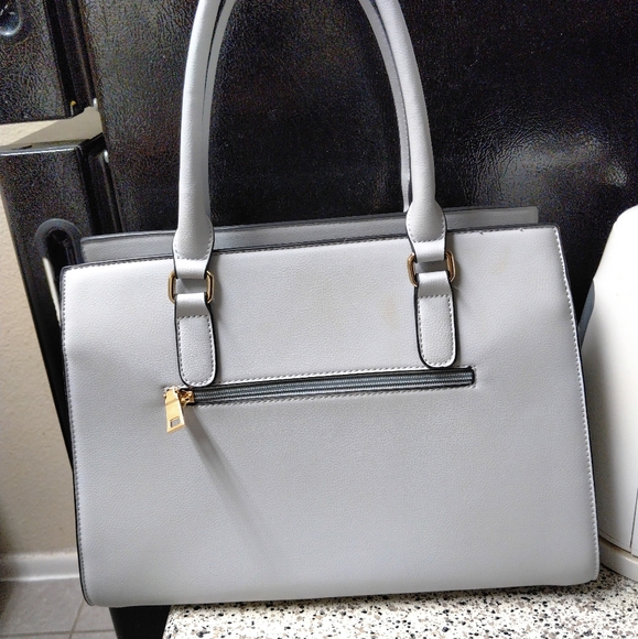 Bag - Picture 2 of 6